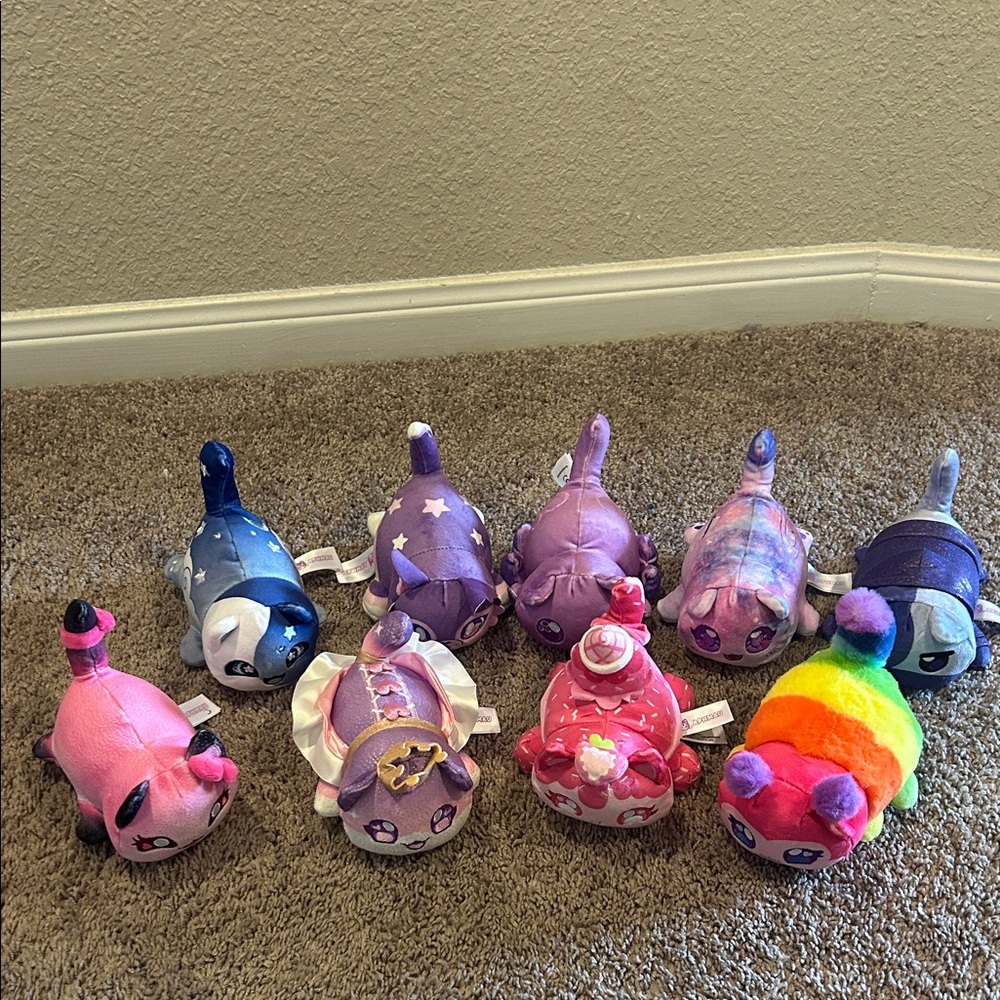 9 Aphmau MeeMeows 6” Colorful Plush Cat Toys Set